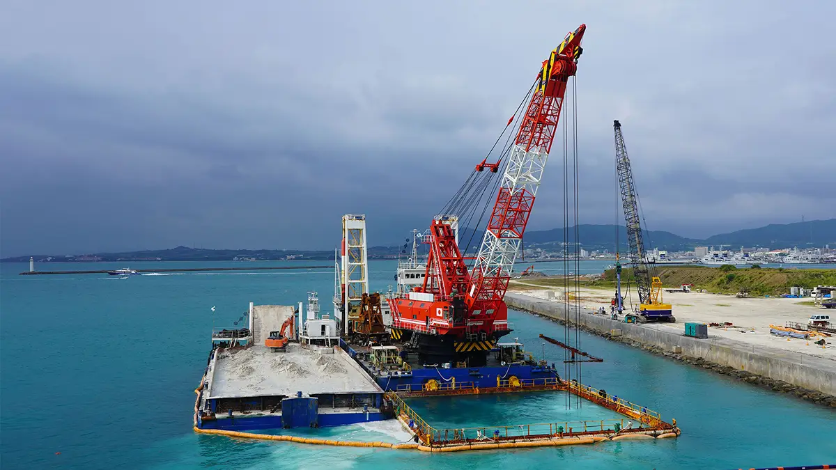 Marine-vs-Inland-Projects-Which-Machine-Works-Best