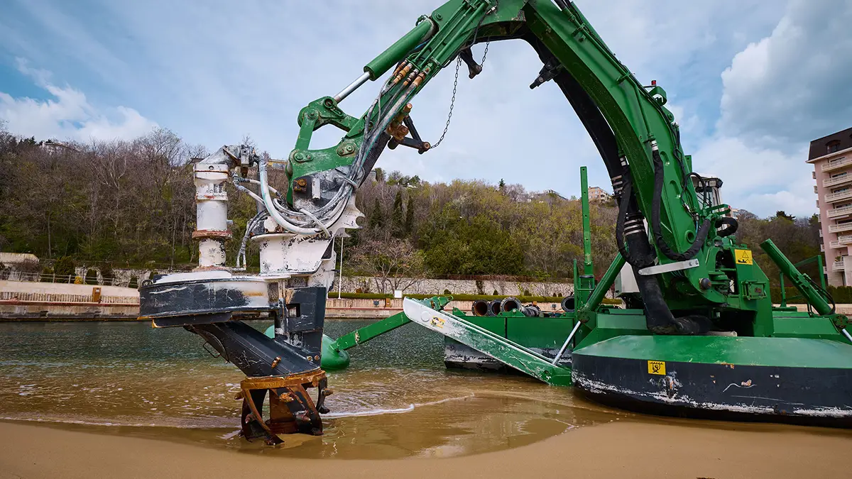 What-Is-a-Dredging-Machine