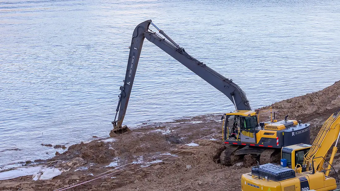 Dredging Techniques From Mechanical to Hydraulic and Beyond